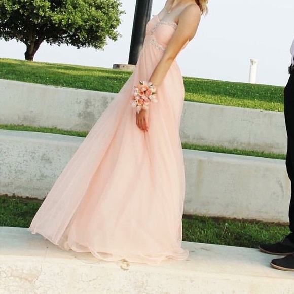 Dresses & Skirts - Light Pink Prom/Homecoming Dress